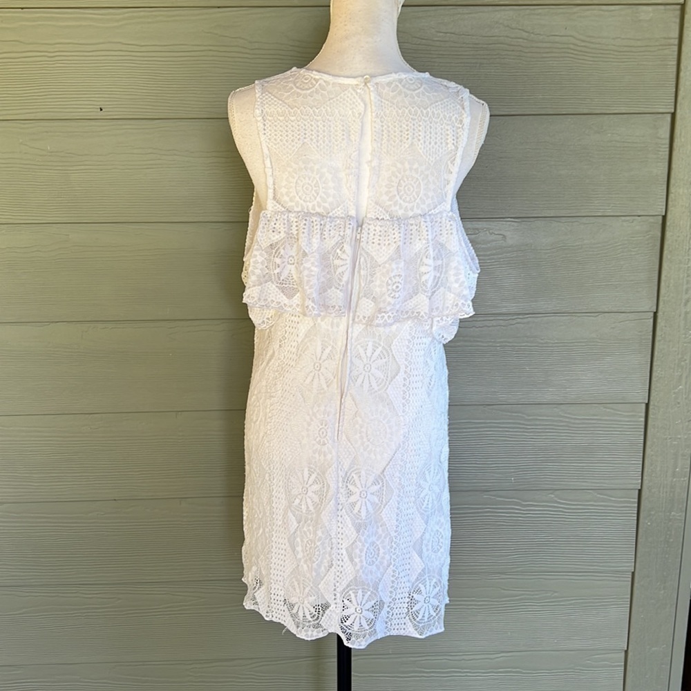 Mi Ami Lace Cold Shoulder Dress - Picture 5 of 10